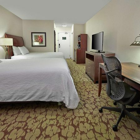 Hilton Garden Inn West Edmonton Kültér fotó
