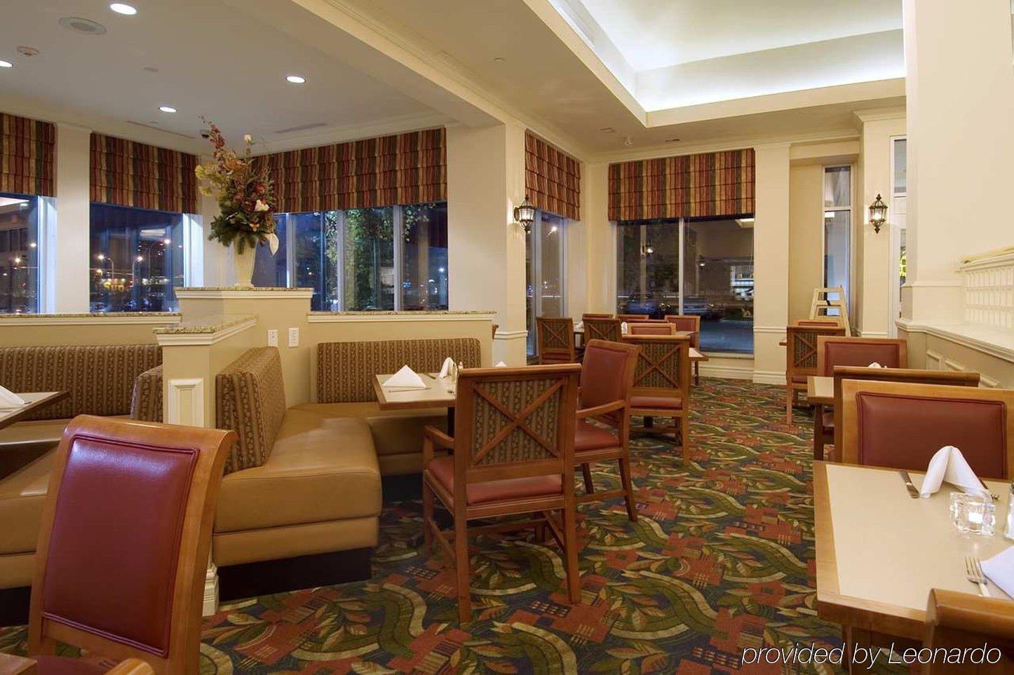 Hilton Garden Inn West Edmonton Étterem fotó