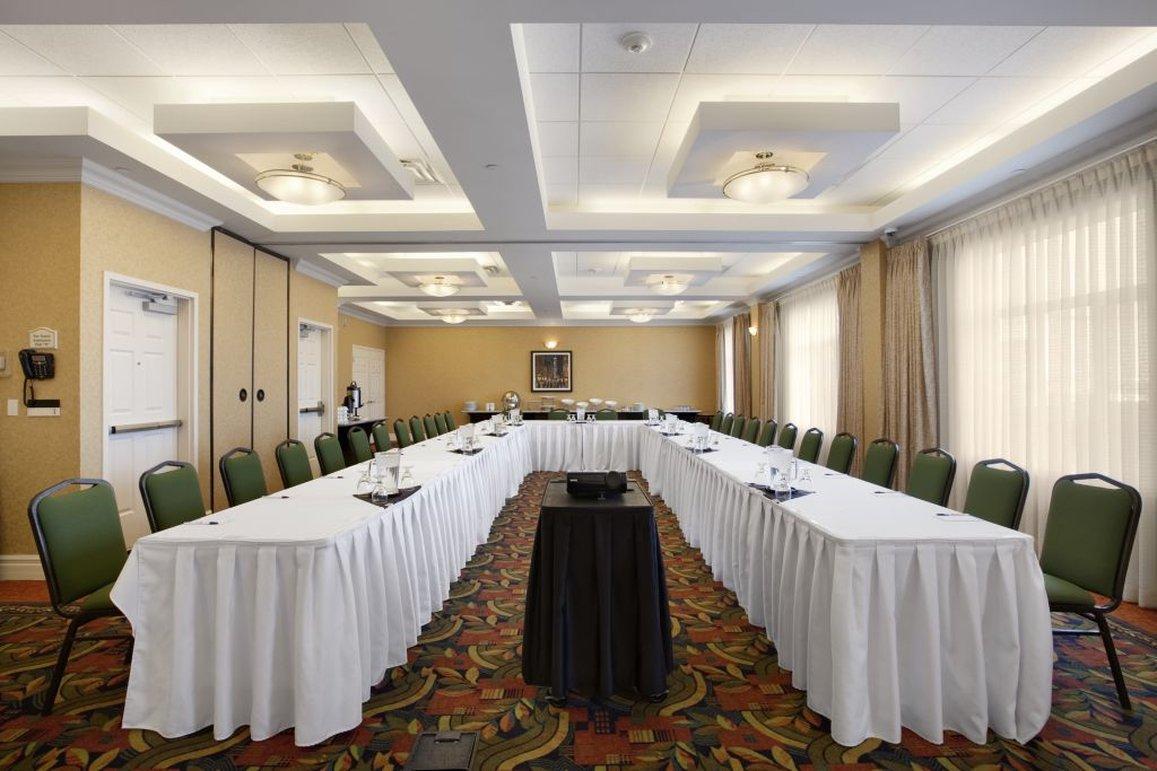 Hilton Garden Inn West Edmonton Kültér fotó