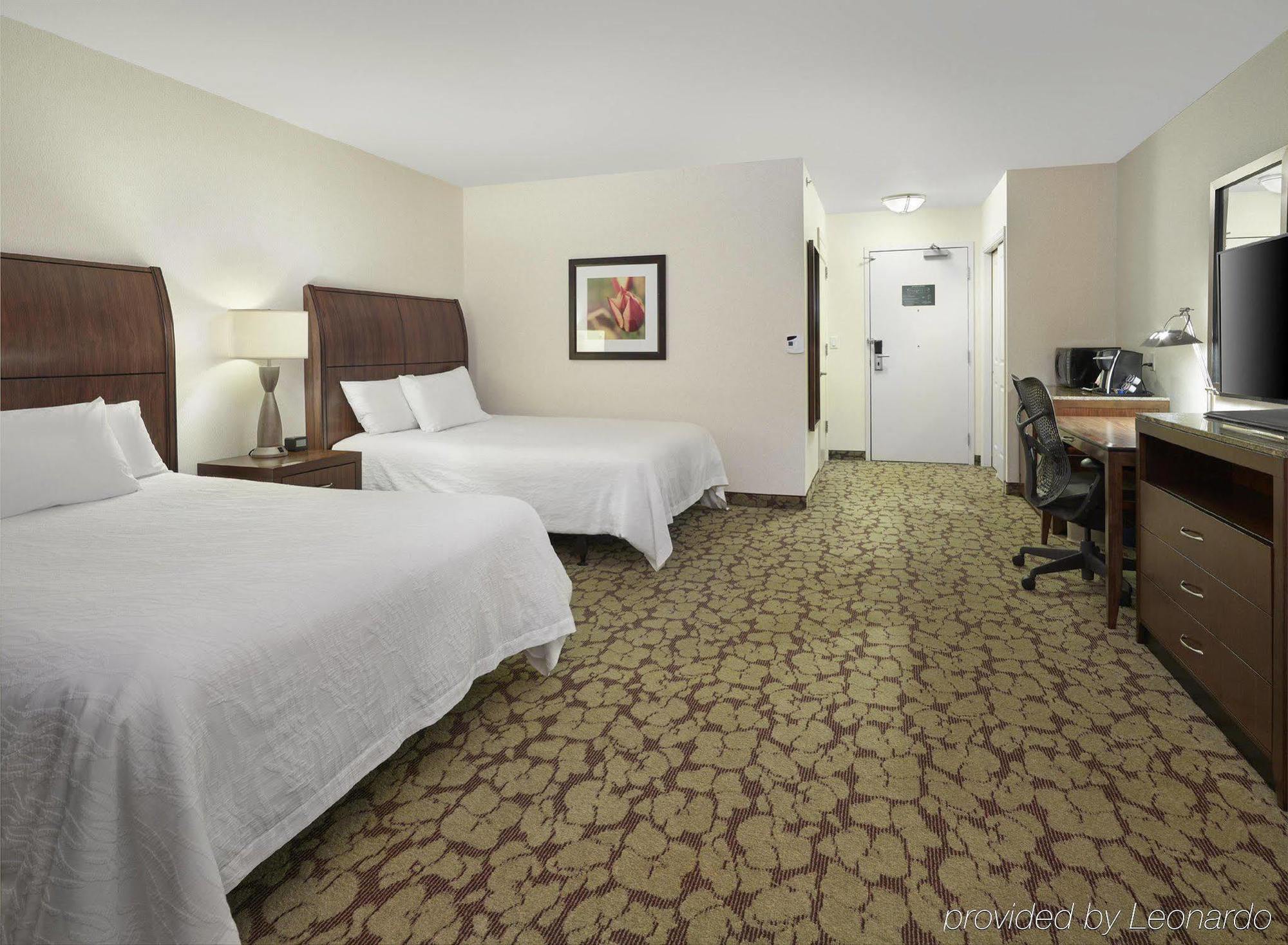 Hilton Garden Inn West Edmonton Kültér fotó